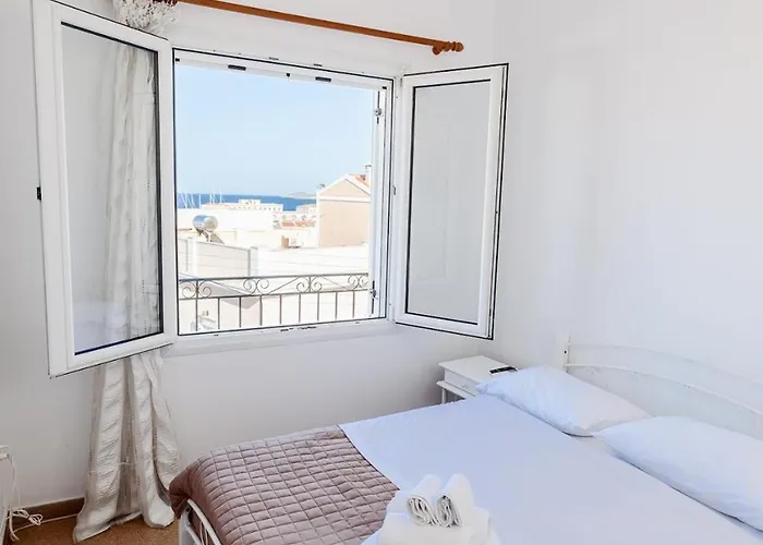 Syros Doublets Nocleg ze śniadaniem Ermupoli