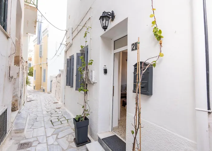 Syros Doublets 4* Ermupoli