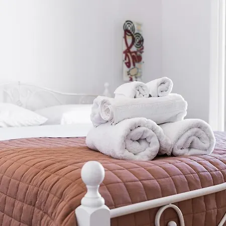 Syros Doublets Bed & Breakfast 4*