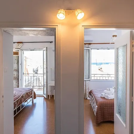 Syros Doublets Bed and Breakfast 4*