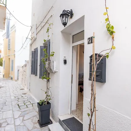 Syros Doublets 4* Ermupoli