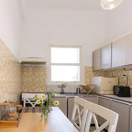 Syros Doublets Bed and Breakfast 4*