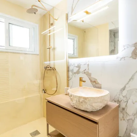 Syros Doublets Oda ve Kahvaltı 4*