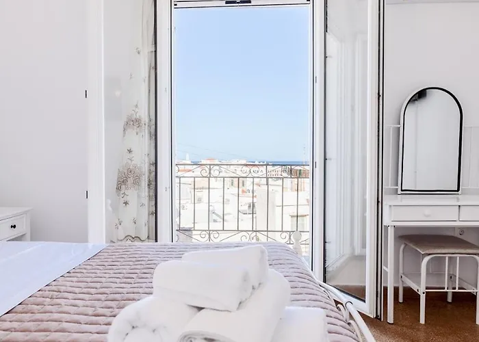 Alojamento de Acomodação e Pequeno-almoço Syros Doublets Hermópolis