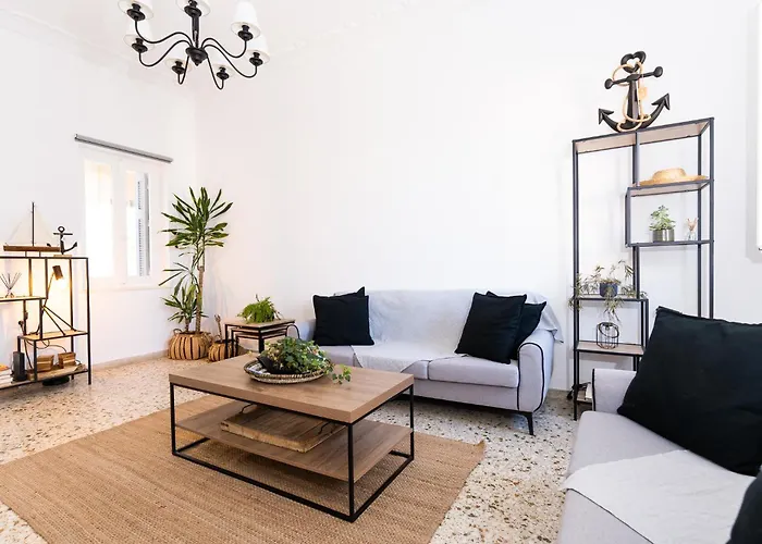 Alojamento de Acomodação e Pequeno-almoço Syros Doublets 4*