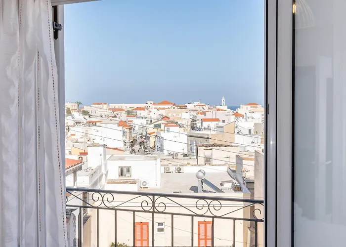 Alojamento de Acomodação e Pequeno-almoço Syros Doublets 4*