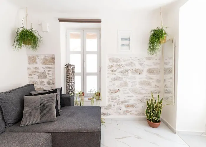 Alojamento de Acomodação e Pequeno-almoço Syros Doublets